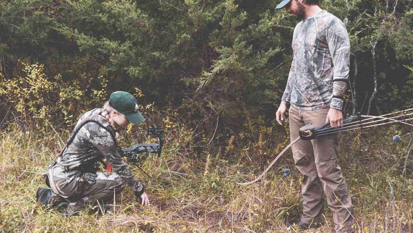 Best Rope Scrape Ever Hunt Scrapes to Intercept Mature Whitetail Bucks | Grand View Outdoors