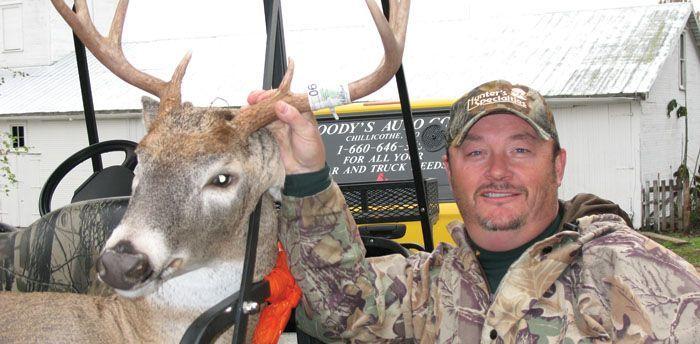 Alex Rutledge Hunting Alex Rutledge: The Hay Bale Buck | Grand View Outdoors