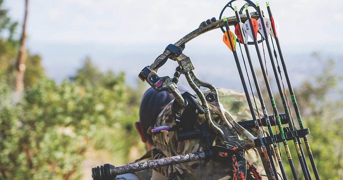 Spot-and-Stalk Bowhunting for Spring Bears | Grand View Outdoors