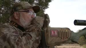 Coyote Foxpro Al Morris with mouth call in Arizona