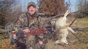 PREDATOR You dont need elaborate decoys to hunt predators Photo by Mark Kayser 181203 143353