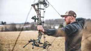 Web Hoyt Alpha AX 3 29 lead pic
