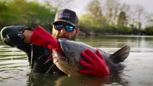 Berkley noodling glove pic