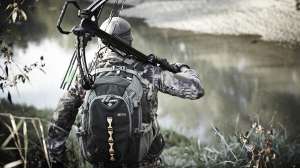 Crossbow hunting image