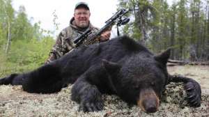 Fenson with bear 1
