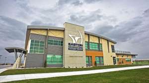 GVMMNVFFS01 PGVMMN Homedirjbauserman Desktop Summit Easton bldgfront 181003 161844