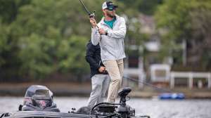 HUK Fishing Jacket cropped