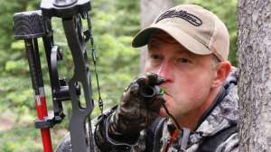 Kayser calling black bears cropped