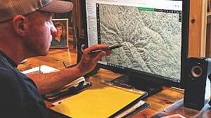 LEAD SWB91 Using the Hunt Stand hunting app to scout an area before hunting it copyright Mark Kayser copy