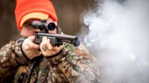 Muzzleloader firing beauty