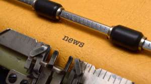 News typewriter1 181003 103314