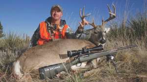 RW1158 Mark Kayser hunted a hotspot and waited for this rutting buck to return copyright Mark Kayser