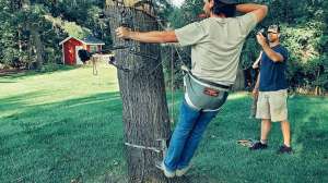 Saddle hunting beauty