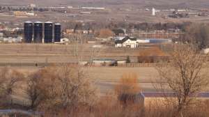 UC4 Edge of city limits copyright Mark Kayser