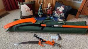 Vevor saw and Christmas