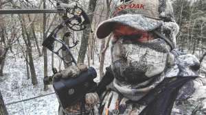 Cropped BW1840 Late season oftentimes means cold and long sits copyright Mark Kayser