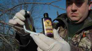 Deer hunting scents august wtj lead 181003 155354