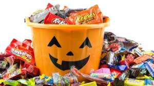 Halloween bucket with candy pic